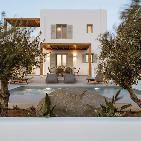 P Square Luxury Naxos