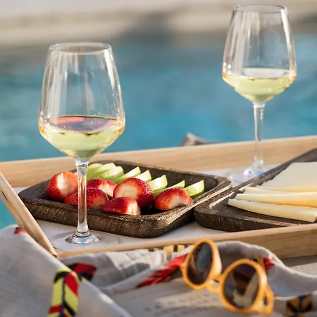 Villa P Square Luxury Naxos *