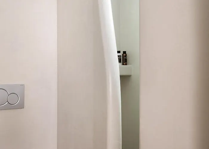 P Square Luxury Naxos