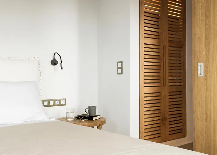 P Square Luxury Naxos