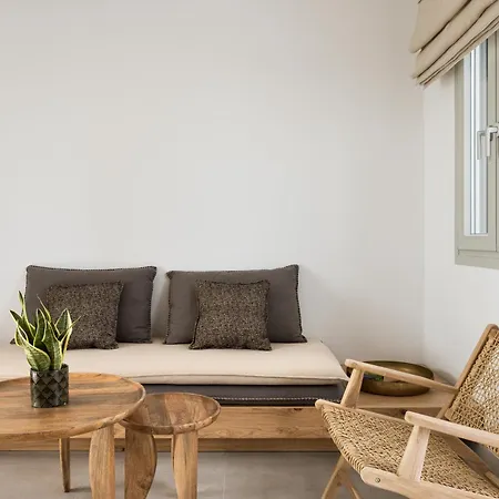 P Square Luxury Naxos Villa