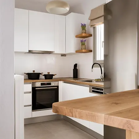 P Square Luxury Naxos Kastrákion