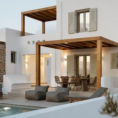 P Square Luxury Naxos Villa
