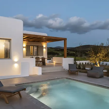 P Square Luxury Naxos Villa